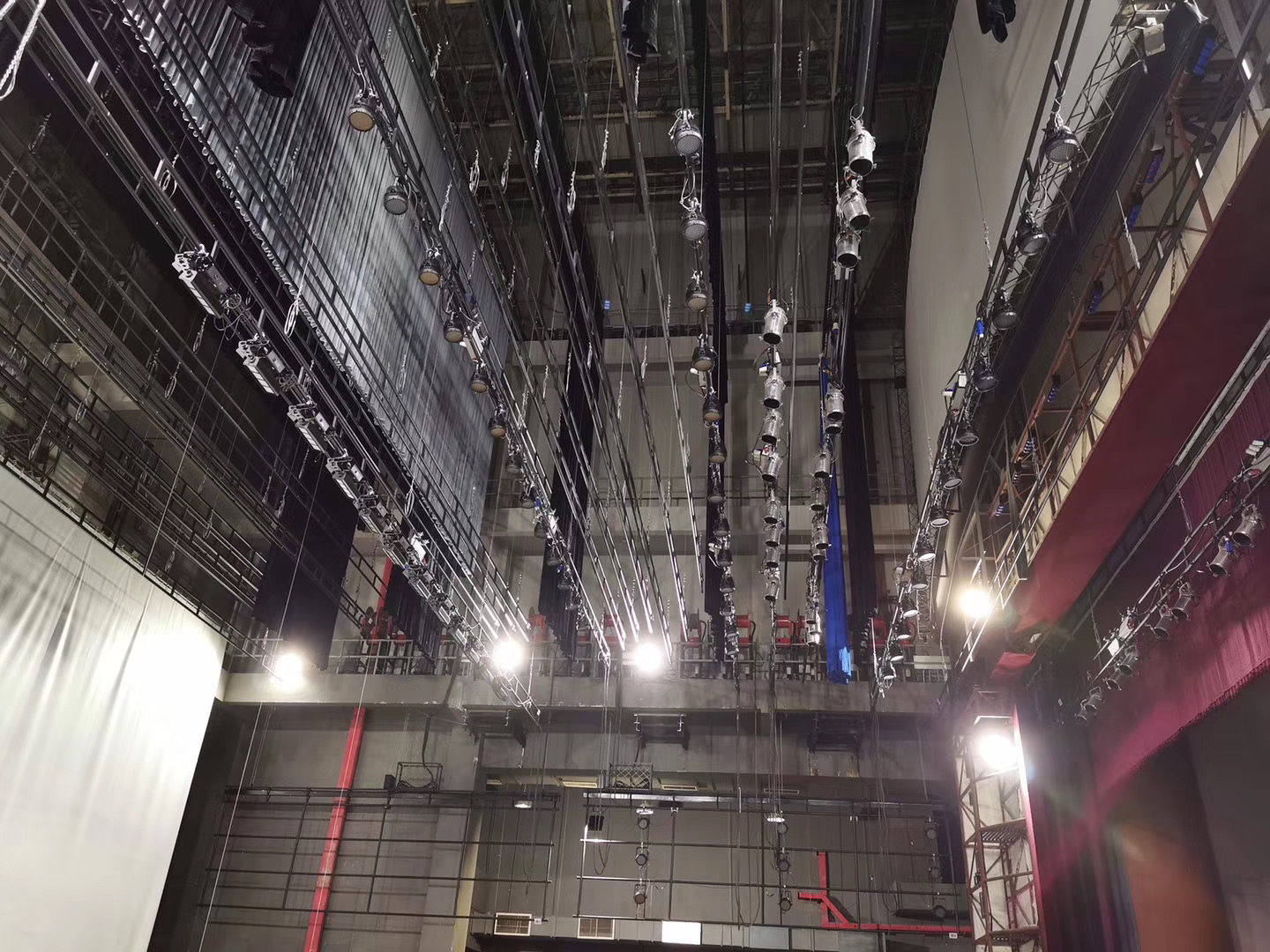 中国戏曲学院大剧场吊杆改造升级