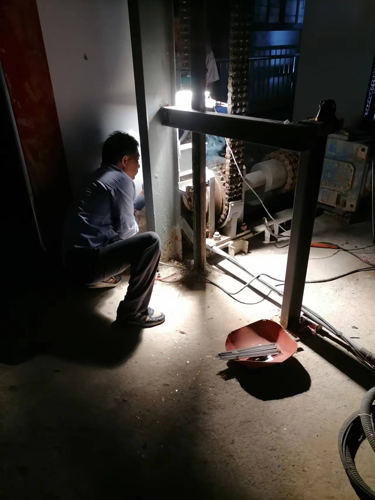 升降机械的保养